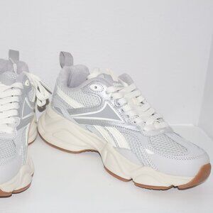 NEW Reebok Leather Charge Athletic Sneakers grey multi